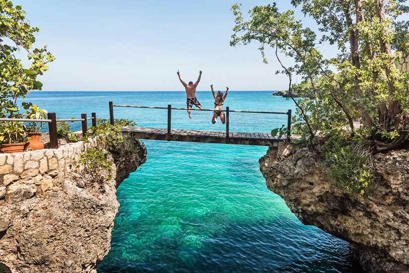 9 Things Couples On Vacation Can Do In Negril Jamaica